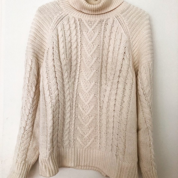 OFF-WHITE COZY TURTLENECK SWEATER - Picture 4 of 5